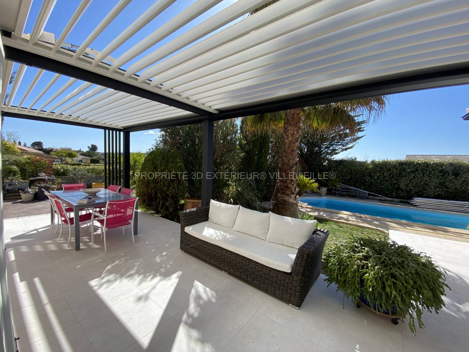 Pergola sur mesure outdoor en aluminium protection solaire design installation à Lédenon dans le Gard (30) couleur gris anthracite finition élégante