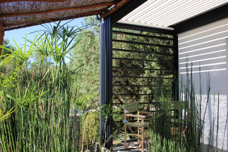 Photo d'un BSO conçu pour  s'intégrer à une pergola existante à Villevieille dans le Gard