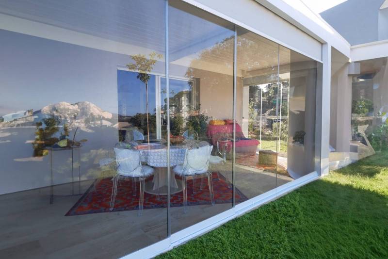 Installateur de vitrage coulissant sur mesure pour pergola Castelnau