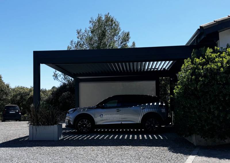 Abri de voitures double design adossé 6 x 6 structure gris anthracite à Villevieille proche de Sommières (30)