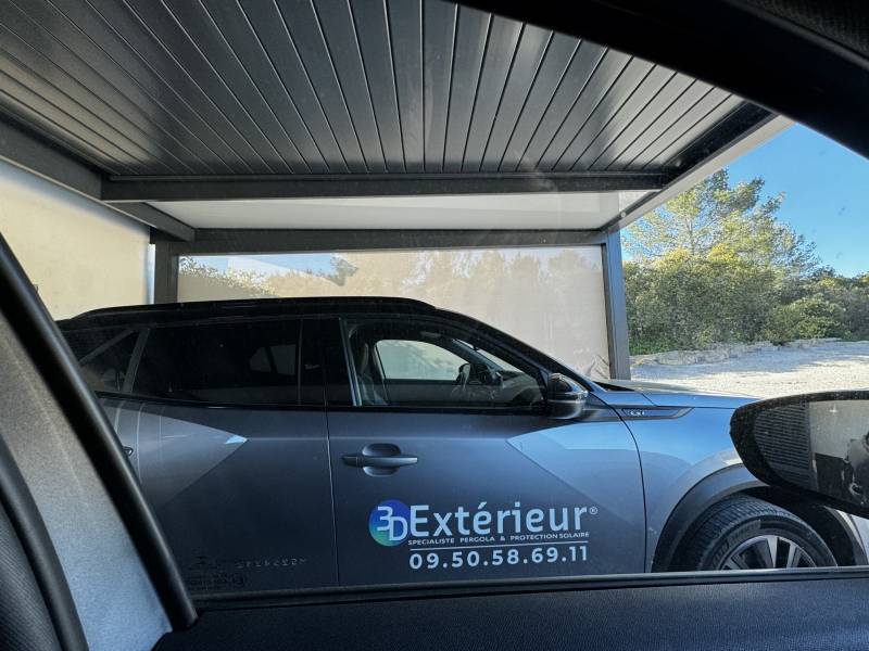 Fabrication française de carport abri de voiture en aluminium : 3d Extérieur 30-34