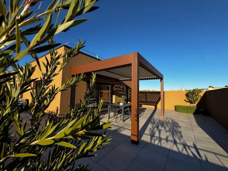 Demander un devis pour la pose d'une pergola bioclimatique à Castries