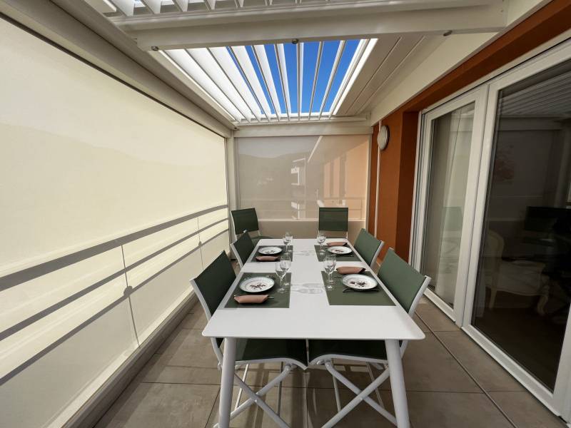 Valorisez votre balcon : Réalisation et installation d’une pergola à Ajaccio en Corse du Sud   