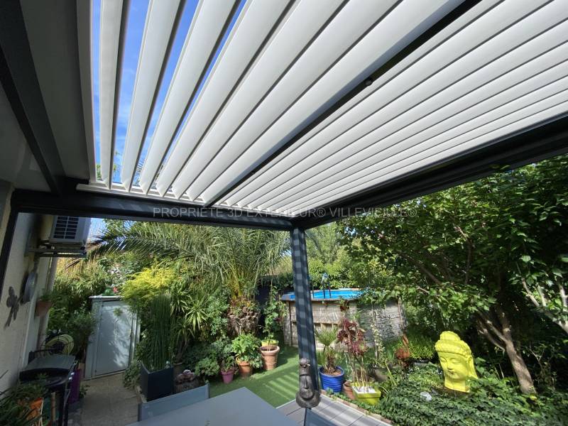 Lames orientables double parois résistance 300kg:m² installée par 3d Extérieur Sommières Villevieille