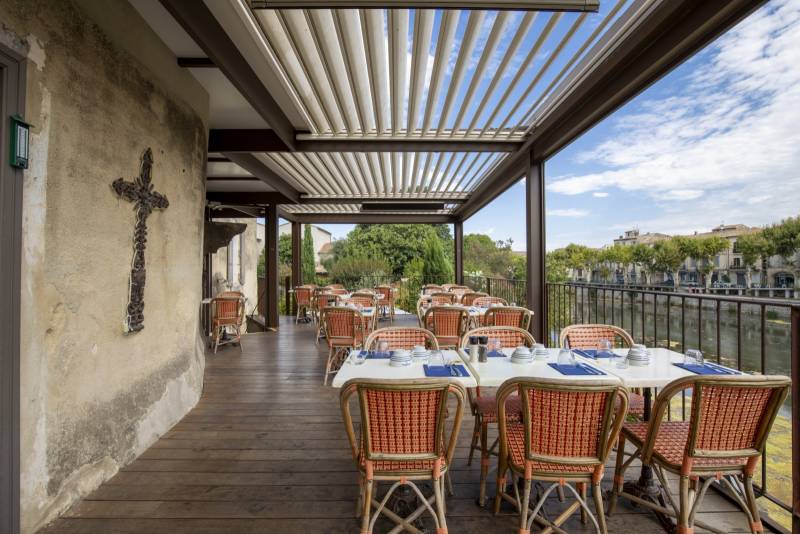 Pergola bioclimatique pour Restaurant, Café, Hôtel près de Montpellier 34