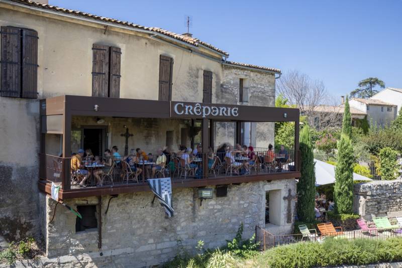 Pergola en aluminium pour restaurant CHR entre Nîmes 30 et Palavas 34