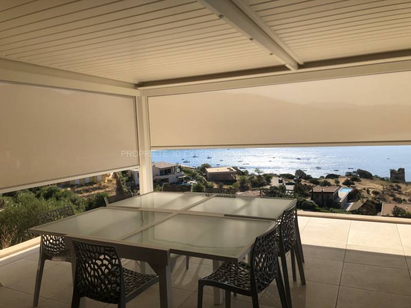 Installation pergola bioclimatique option stores zip Sagone près d'Afa Ajaccio Corse