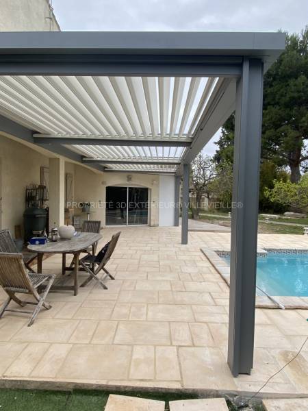 Conception d'une pergola trois modules à lames orientables à Marguerittes Gard
