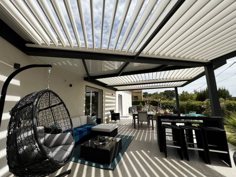Pergola avec module Origami intégration parfaite près de Lédignan Cévennes
