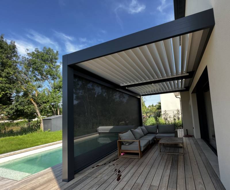 Pergola bioclimatique option store zip screen motorisé - Restinclières - Hérault (34)
