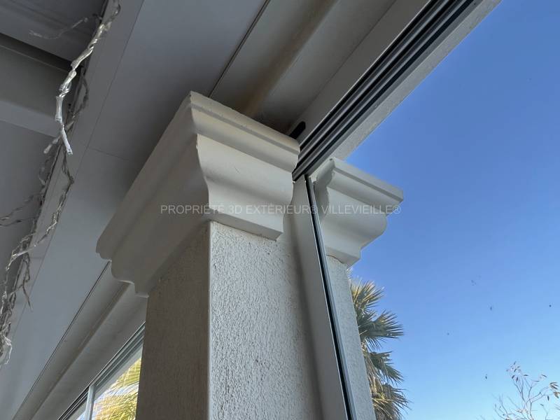 Solution de fermeture pour pergola bioclimatique sur une terrasse à Bastelicaccia en Corse