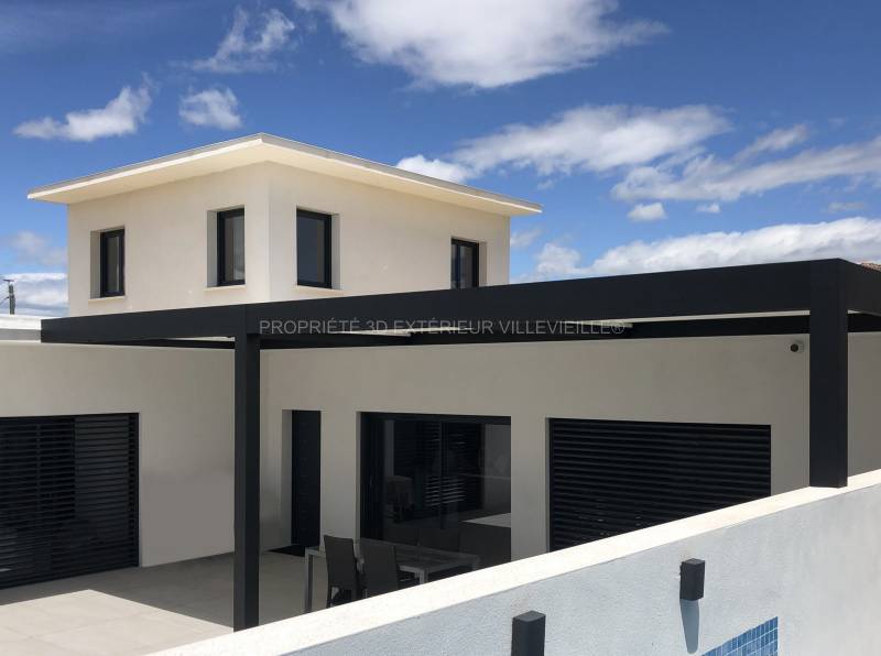 Pergola bioclimatique design en aluminium sur mesure au Grau du Roi Gard