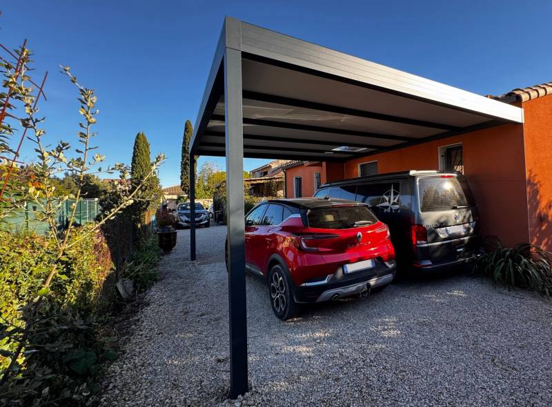 Conception d'un abri voiture en aluminium sur mesure près de Nîmes 30