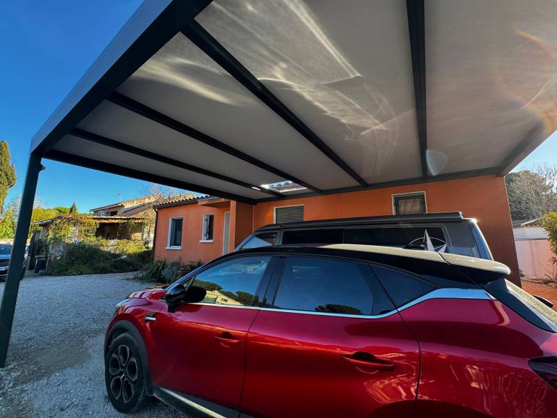 Installation d'un carport en aluminium sur mesure  Congénies (30)
