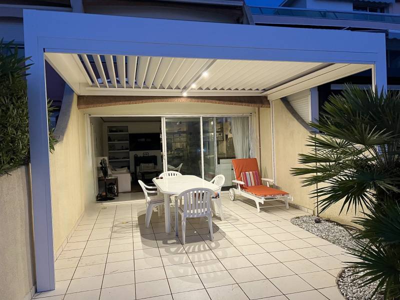 Concepteur de pergola bioclimatique Port Camargue 30