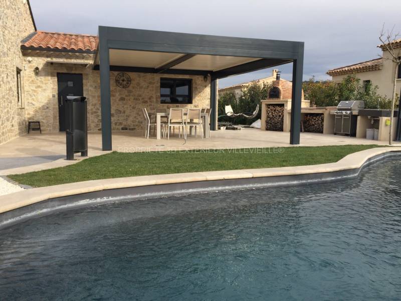 Pergola adossée sur mesure à Nîmes proche d'Uzès