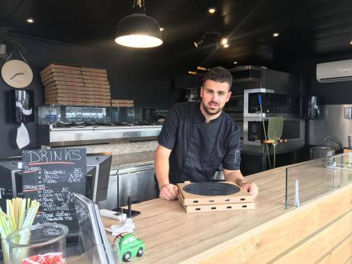Pizza di Roma à Bouillargues organise une soirée exceptionnelle pour l'inauguration de son distributeur à pizzas