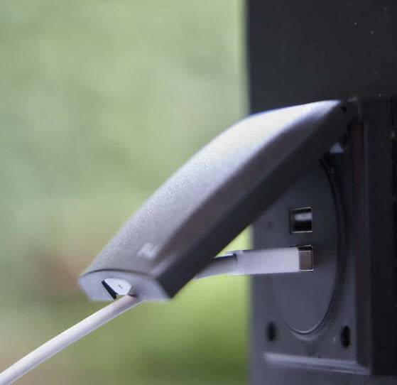 Optimisez votre espace extérieur : Pergola bioclimatique avec option prise électrique intégrée