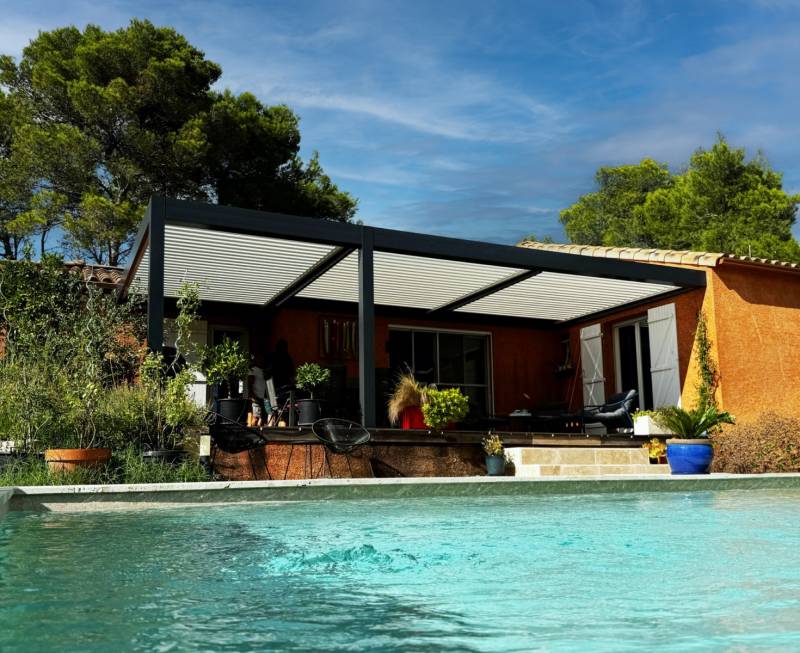 Profitez d’un nouvel espace de vie extérieur avec nos pergolas bio dans le Gard et l'Hérault