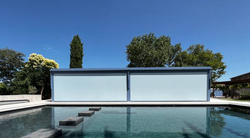 Installateur de store sur mesure pour pergola vers Nîmes et ses environs dans le 30
