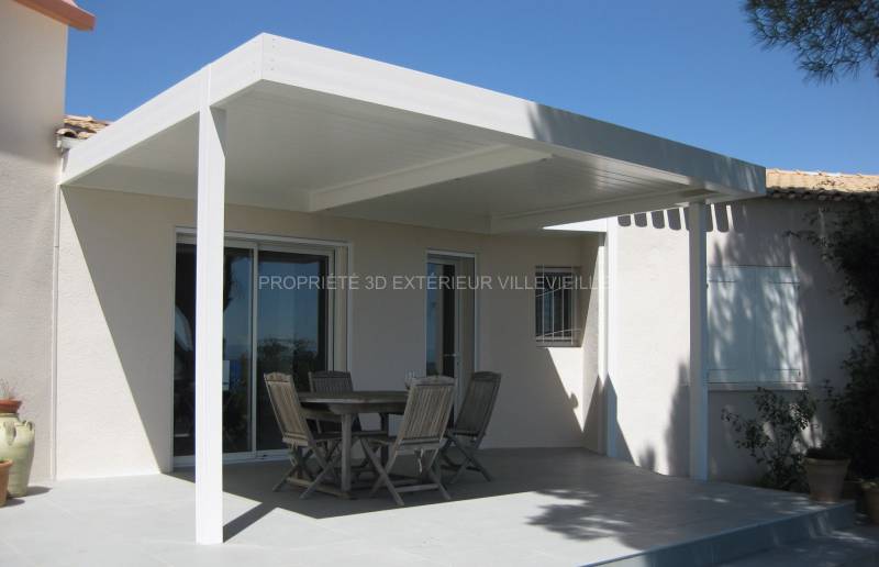 Pergola évolutive contemporaine de marque Solisystème installée dans le Garden