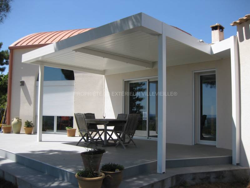 Pergola sur mesure en aluminium Rochefort du Gard