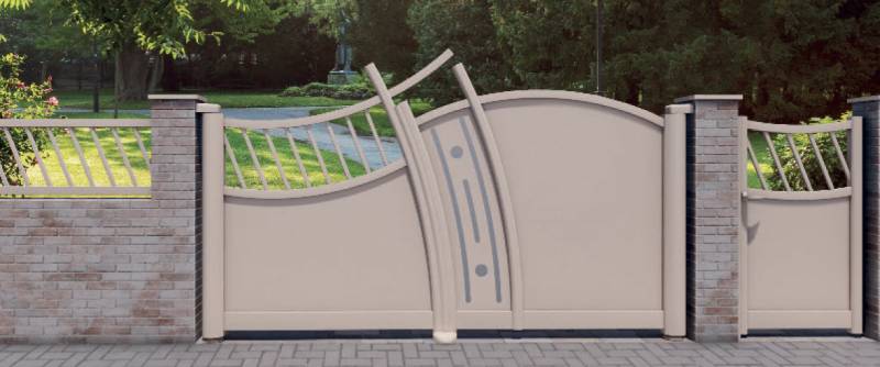 portail extérieur en aluminium sur mesure