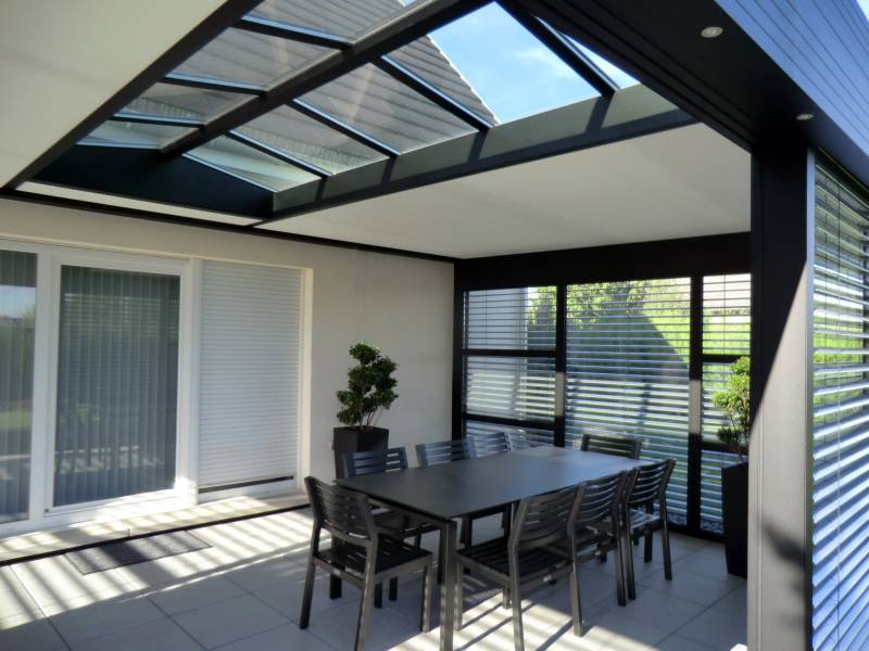 Augmentez  votre surface habitable avec une extension de maison sur-mesure au design intemporel.