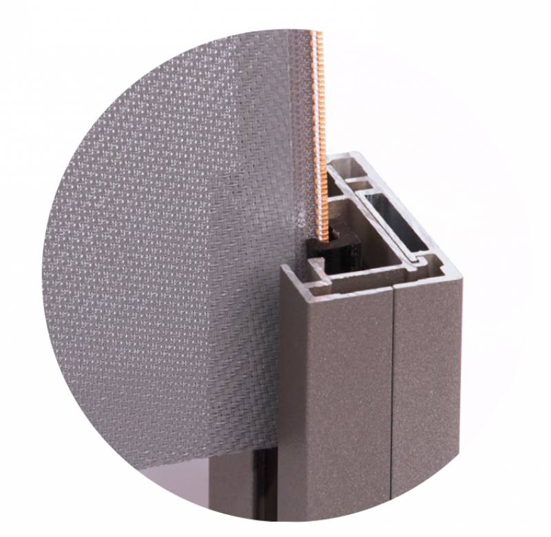 Coulisse de Store zip Screen motorisé Roma en Occitanie 